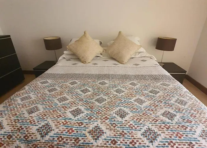 Salgados Village, Santos 기아