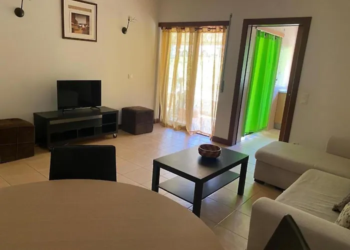 Salgados Village, Santos * 기아