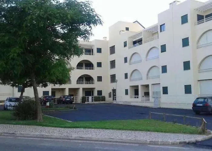 Salgados Village, Santos